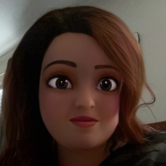 Meet your Posher, Angie - Picture 1 of 1